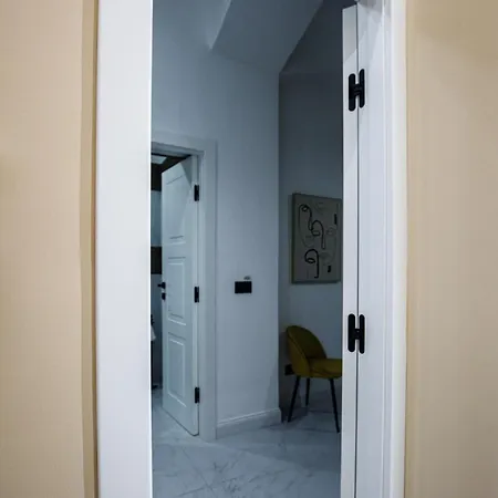 Operaprimasuite In Centro Maison d'hôtes Messine