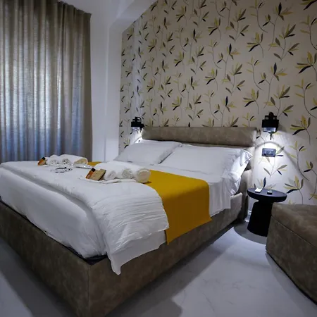 Maison d'hôtes Operaprimasuite In Centro 4*