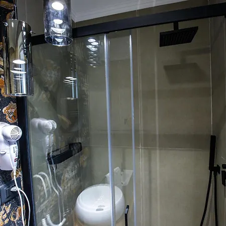 Maison d'hôtes Operaprimasuite In Centro