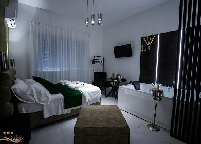 Πανσιόν Operaprimasuite In Centro 4*