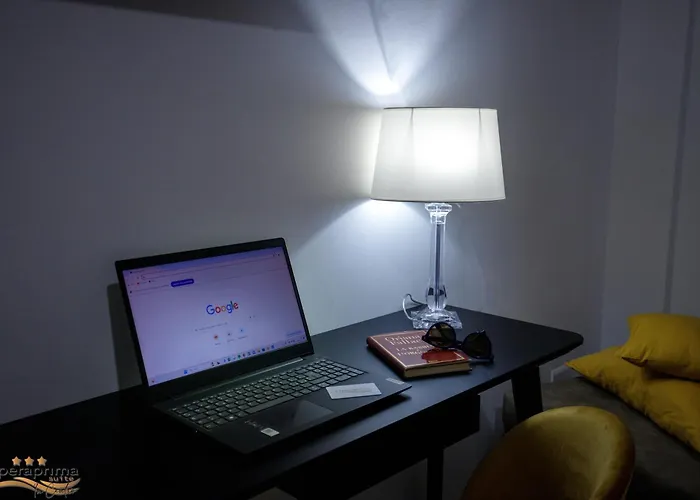 Operaprimasuite In Centro 4*