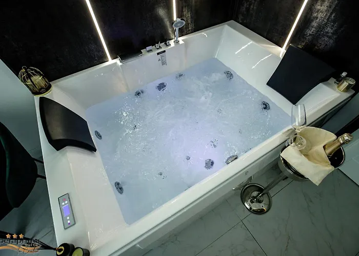 Operaprimasuite In Centro 4*