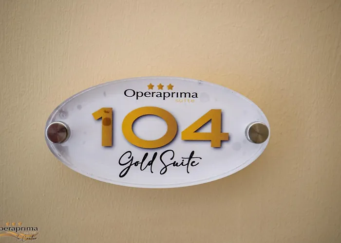 Operaprimasuite In Centro 4*